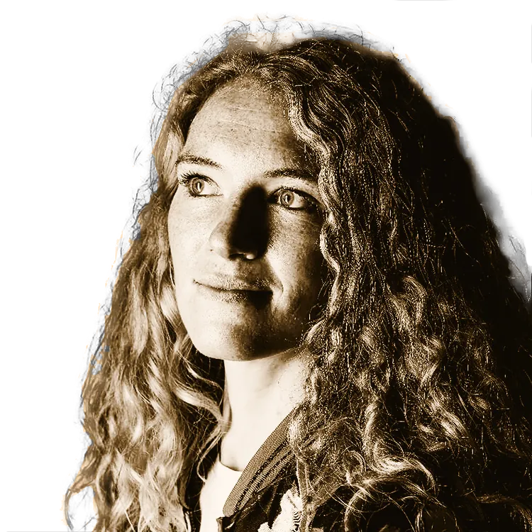 Portrait of Dr. Dr. Antje Peters